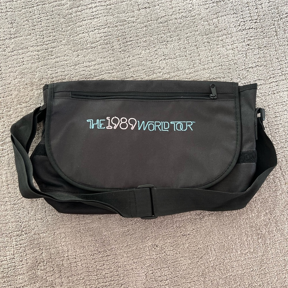 Taylor Swift 1989 Embroidered World Tour Messenger Bag